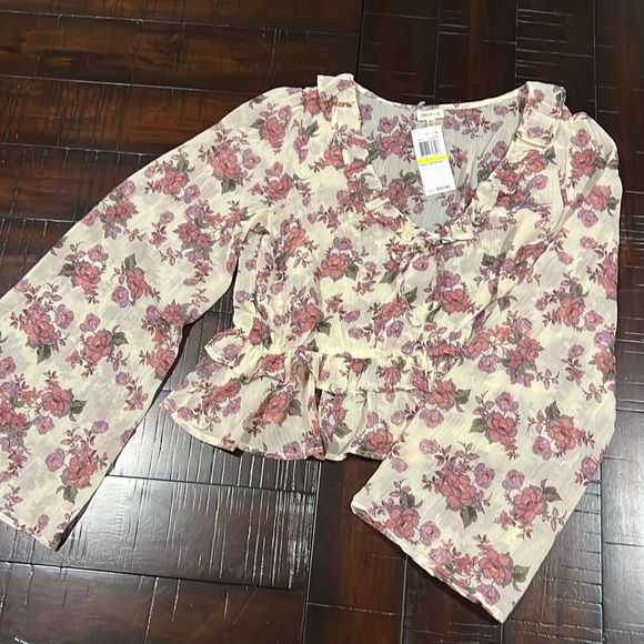 Women’s top - Picture 1 of 2